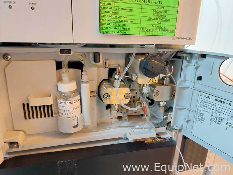 HPLC Shimadzu SIL-30ACMP