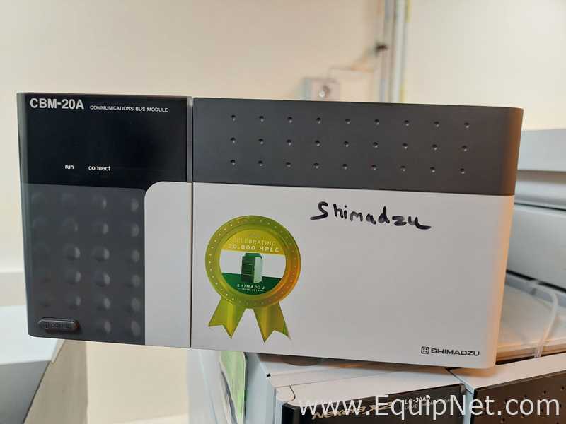 HPLC Shimadzu SIL-30ACMP