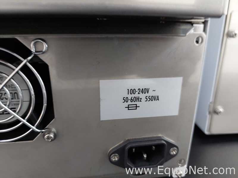 HPLC Shimadzu SIL-30ACMP