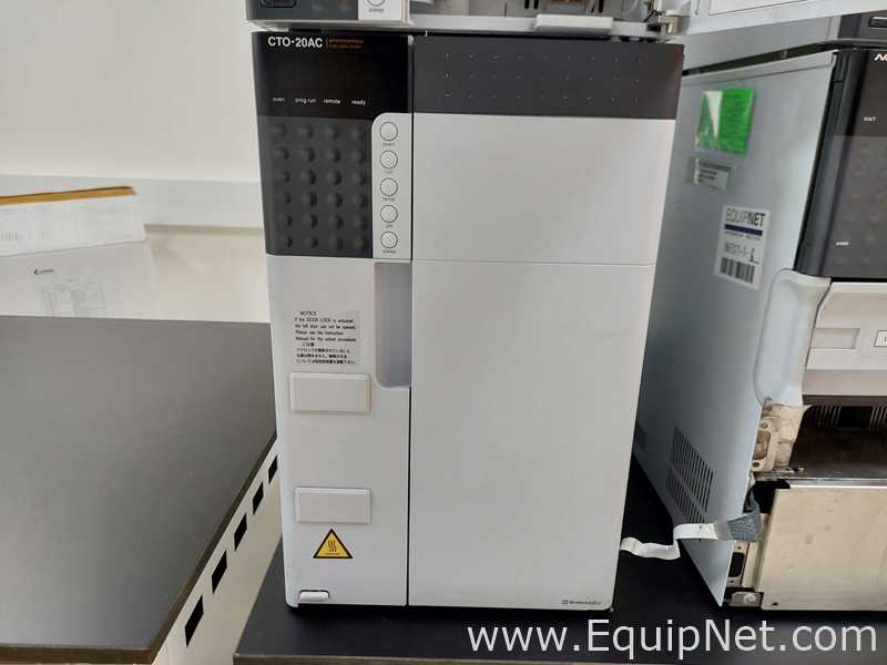 HPLC Shimadzu SIL-30ACMP