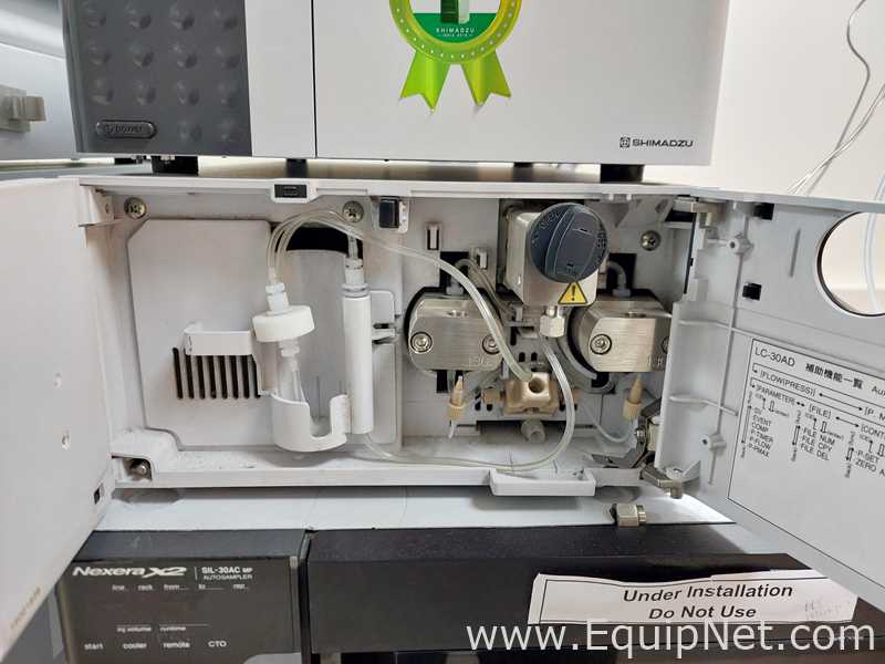 HPLC Shimadzu SIL-30ACMP