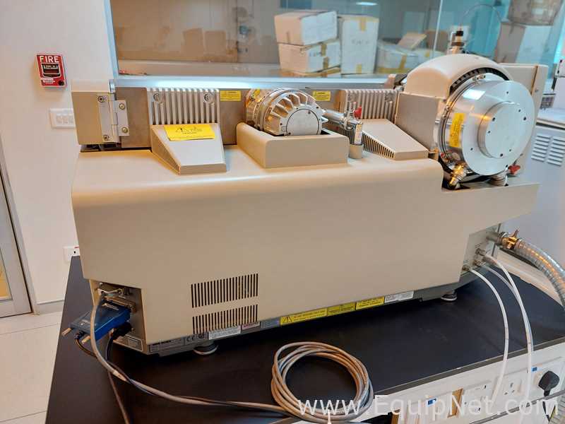 AB Sciex API 4000 LC-MS|MS Mass Spectrometer With Peak Nitrogen Generator And Vacuum Pump