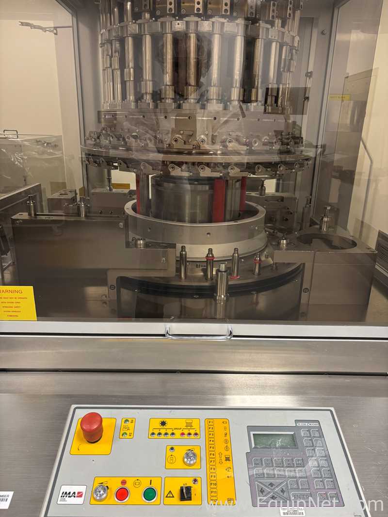 Máquina Encapsuladora y Llenadora de Cápsulas IMA Matic 90