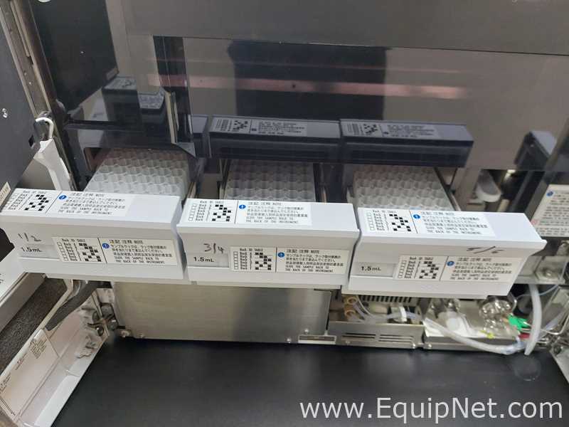 HPLC Shimadzu SIL-30ACMP