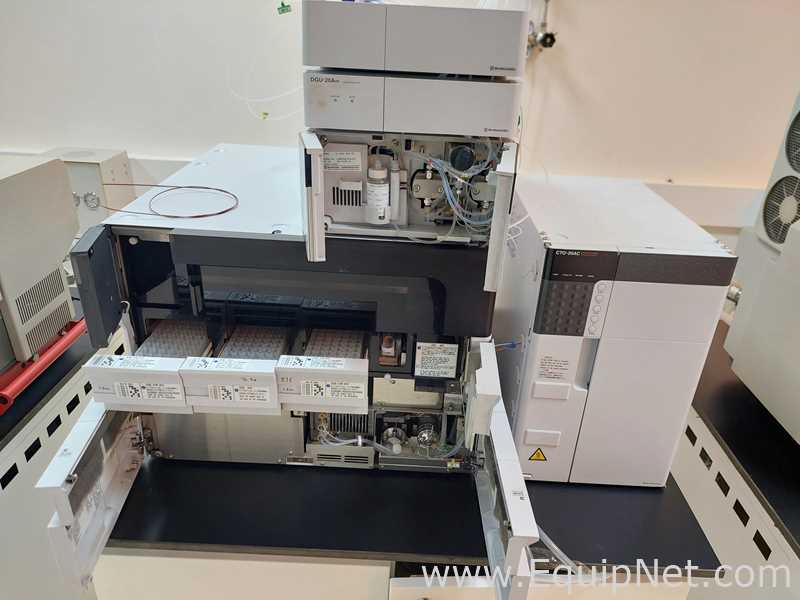 HPLC Shimadzu SIL-30ACMP