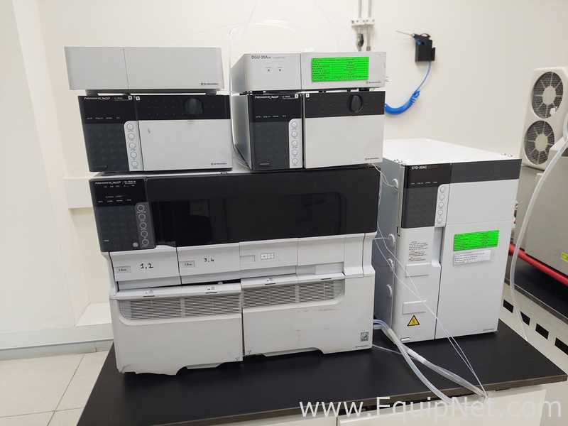 HPLC Shimadzu SIL-30ACMP