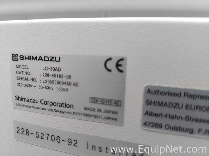 HPLC Shimadzu SIL-30ACMP