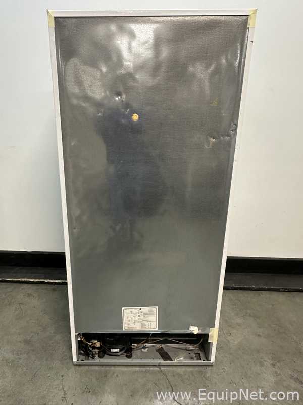 Freezer Electrolux FFU21M7HWJ