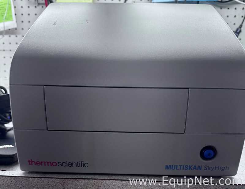 Espectrofotómetro Thermo Fisher Scientific Multiskan plus uDuo
