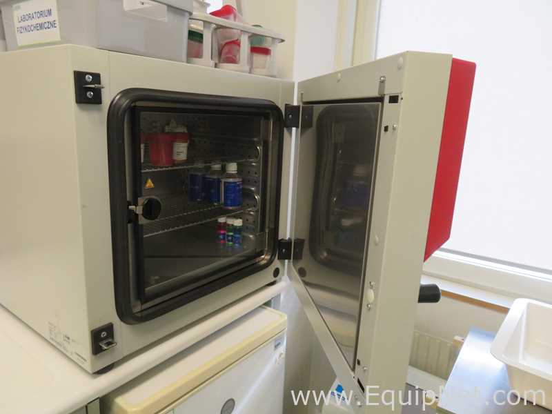 Binder KT 53 Cooling Incubator