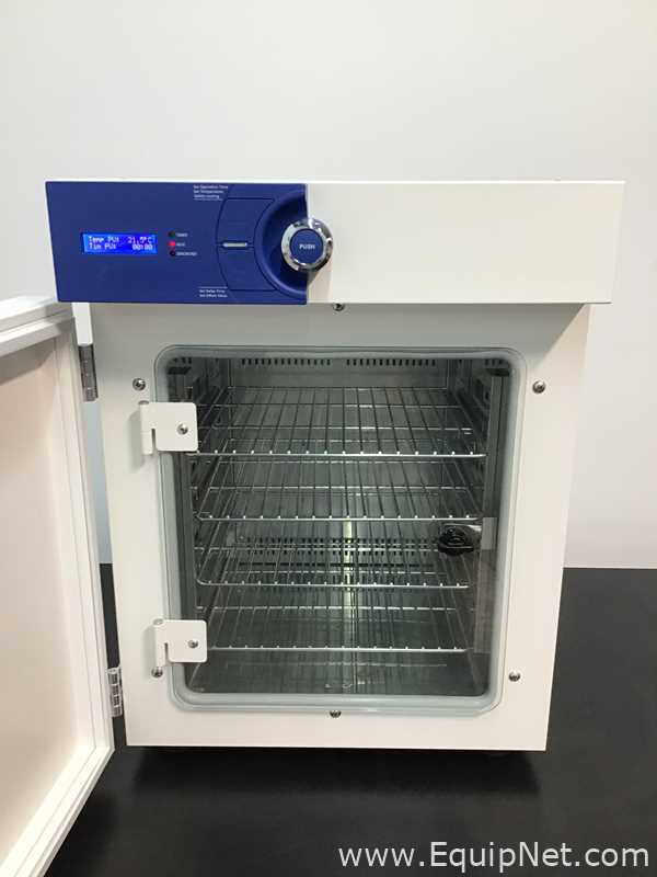 VWR International 414005-122 Forced Air General Incubator
