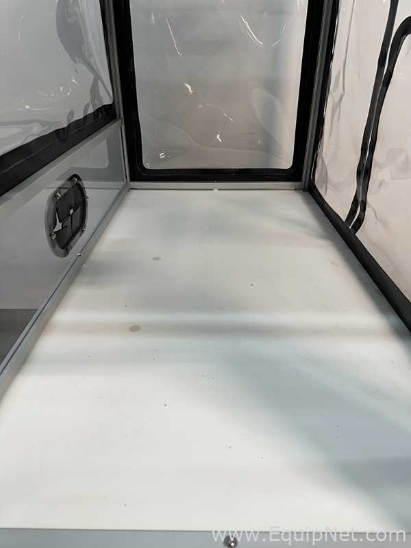 BioBubble PU-2525-02-01 4 Foot Benchtop Biocontainment Enclosure