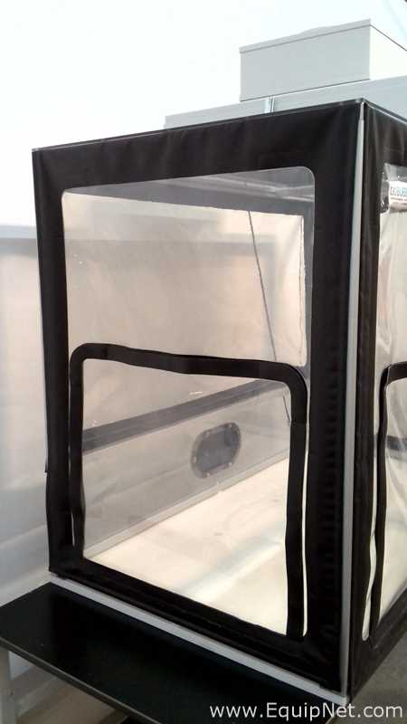 BioBUBBLE PU-2525-02-01 4 Foot Benchtop Biocontainment Enclosure