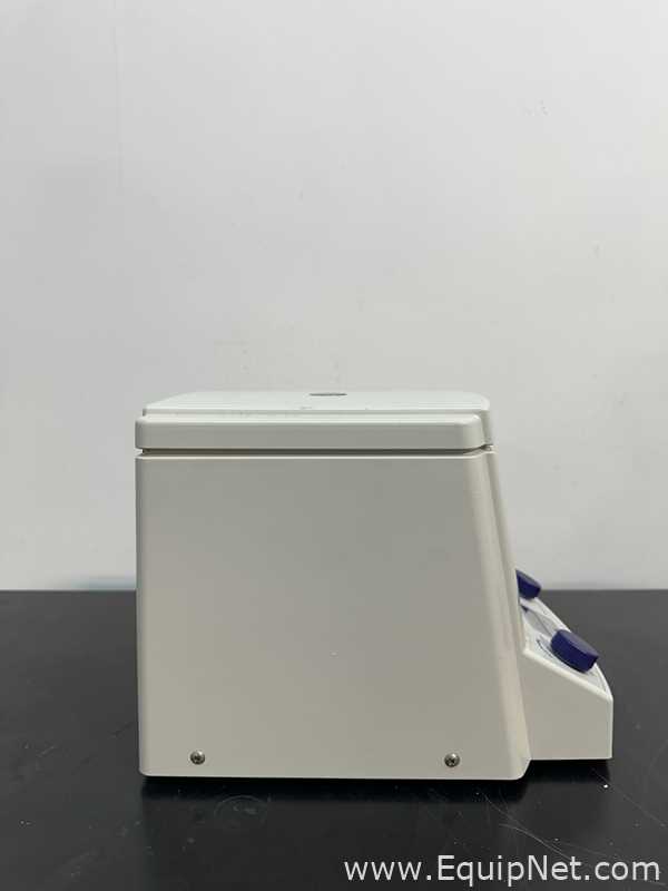 Eppendorf 5415 D Laboratory Centrifuge