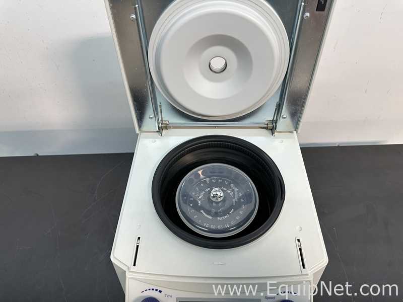 Eppendorf 5415 R Laboratory Centrifuge