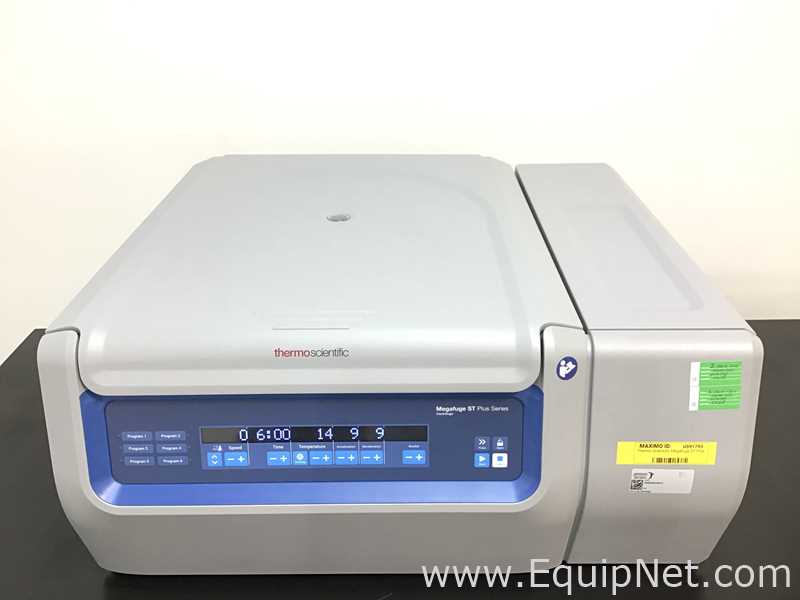 Centrífuga para Laboratórios Thermo Fisher Scientific Megafuge ST Plus Series