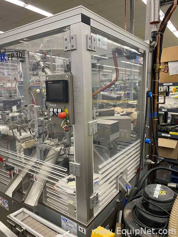 Línea para Llenado en Tubo IWK Verpackungstechnik GmbH 2843439