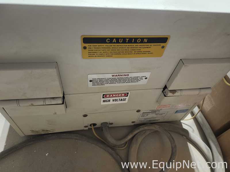 Lindberg and BlueM HTF55322A Split Hinge Tube Furnace with Control Console