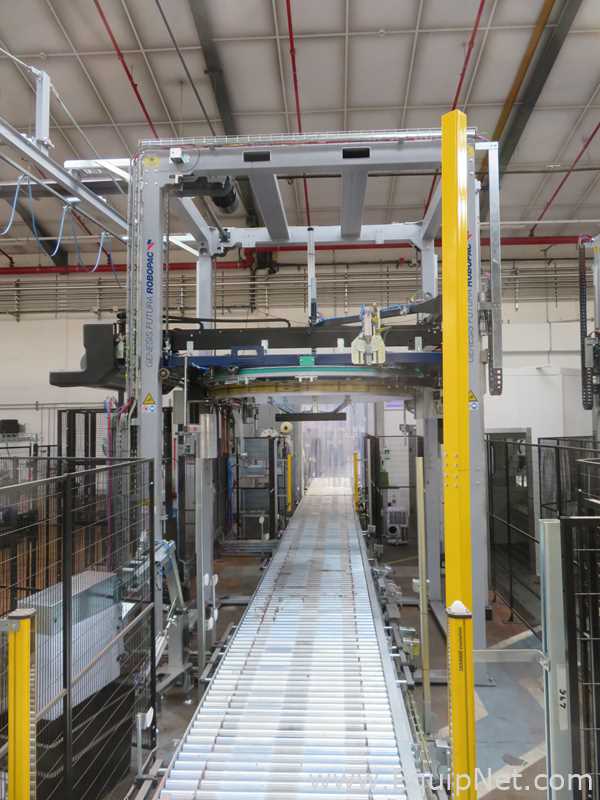 Robopac Genesis Futura HS High-Speed Automatic Stretch Wrapper With Wrapping Machine- Packing Area