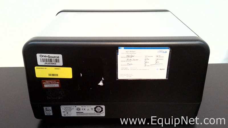 BioTek Instruments Epoch 2 Microplate Reader with 405 TS Washer and BioStack 3 Stacker