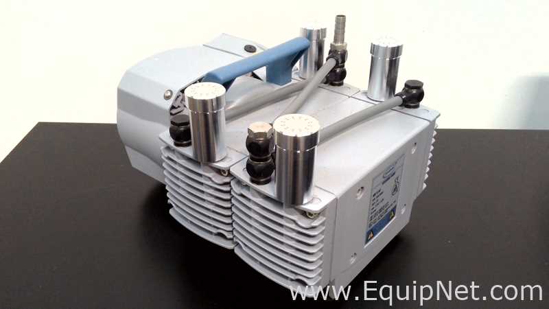 BioTek Instruments Epoch 2 Microplate Reader with 405 TS Washer and BioStack 3 Stacker