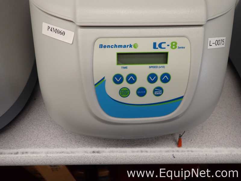 Centrífuga para laboratorio Benchmark Scientific LC-8