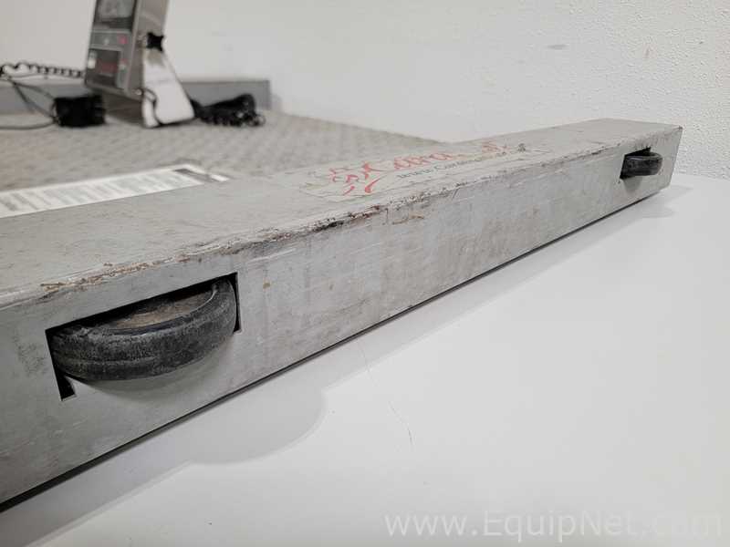 Cardinal Detecto RW-500 Scale with Cardinal Detecto 204 Digital Weight Indicator