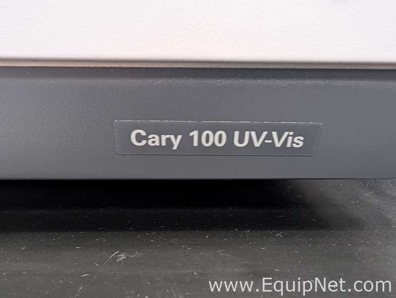 Agilent Technologies Cary Series UV-Vis Spectrophotometer