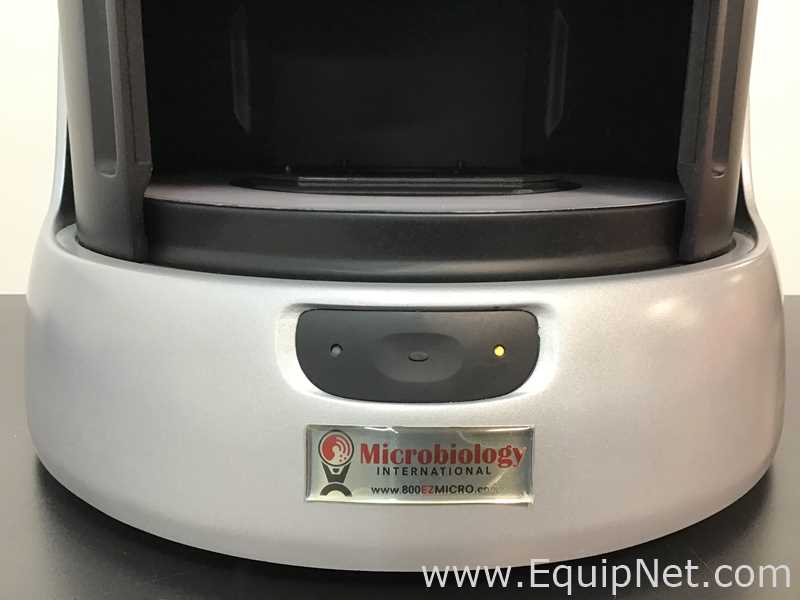 Manejadora de Líquidos Microbiology International Whitley Wasp Touch