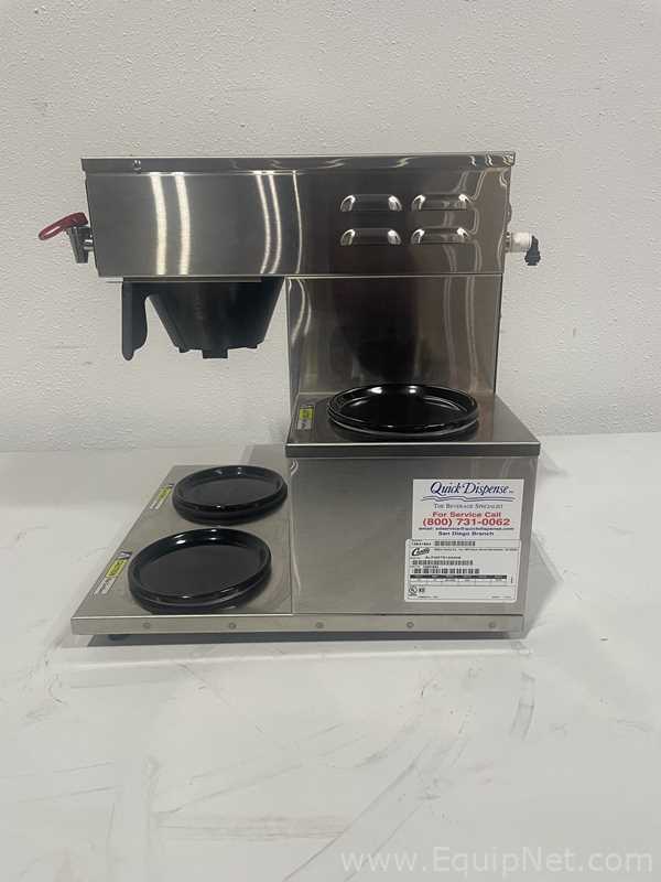 Lot of 5 Curtis Coffee makers with Coffee Pots