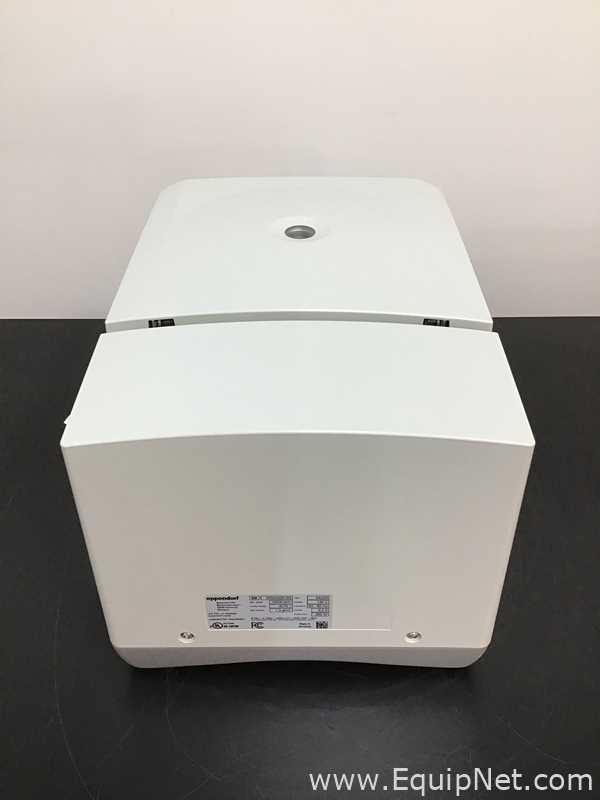Eppendorf 5424R Refrigerated Laboratory Centrifuge