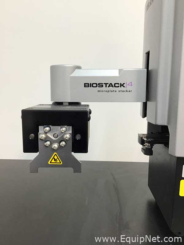BioTek Instruments ELx405 Select CW Microplate Washer With BioStack, Pump And Valve Module