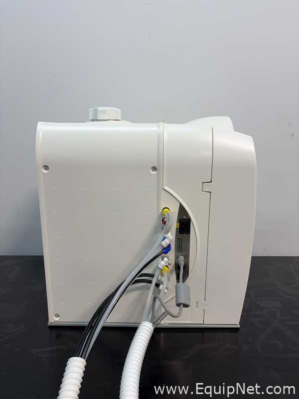 Sistema de Purificación y Destilación de Agua Millipore Elix Advantage 3