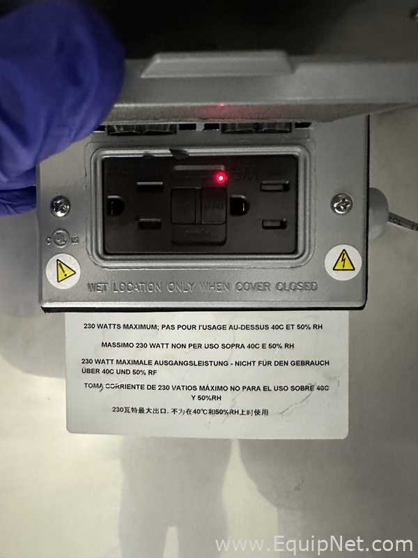 Thermo Fisher Scientific 3950 Reach In CO2 Incubator