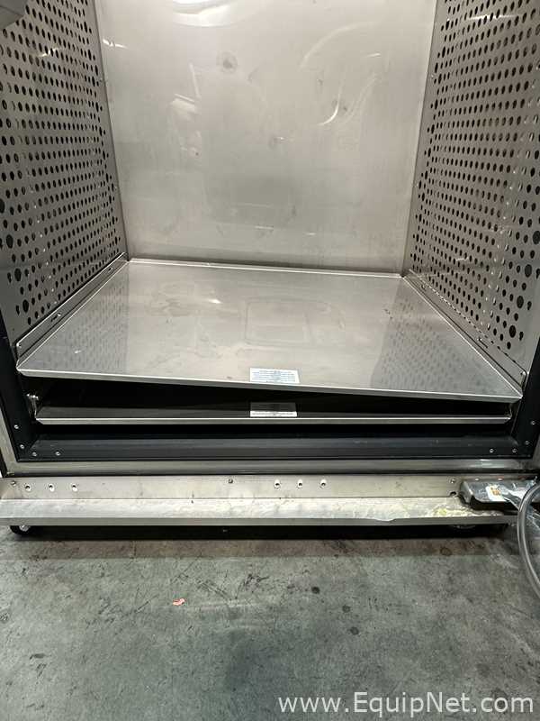 Thermo Fisher Scientific 3950 Reach In CO2 Incubator