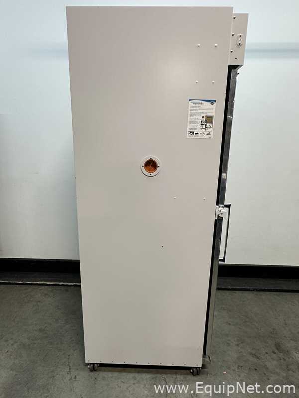 Thermo Fisher Scientific 3950 Reach In CO2 Incubator