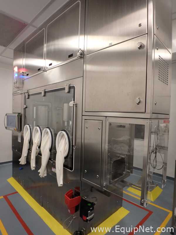Optima - Metall and Plastic Pharmaceutical Isolator - Glovebox