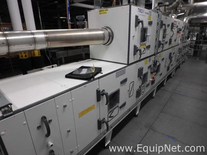 Optima - Metall and Plastic Pharmaceutical Isolator - Glovebox