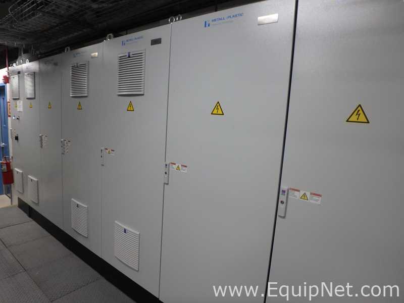 Optima - Metall and Plastic Pharmaceutical Isolator - Glovebox