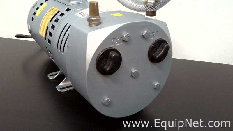 Gast 0823-101Q-G608NGX Rotary Vane Vacuum Pump