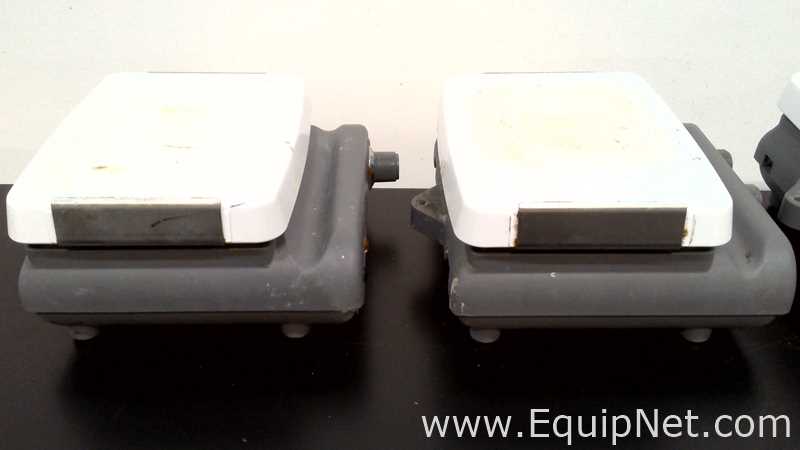 Lot of Corning Stirrers and Hot Plates