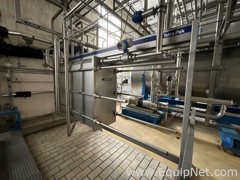 Alfa Laval Tetra Pak C10-KSM 993 Litre Stainless Steel Plate and Frame Heat Exchanger w Flow Meter