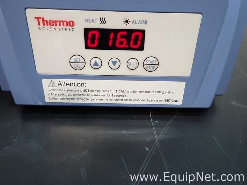 2 Thermo Scientific Heat Blocks one 88870008 and one 88870002