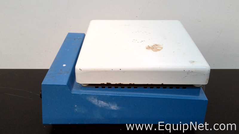 Lot of Stirrers and Hot Plates
