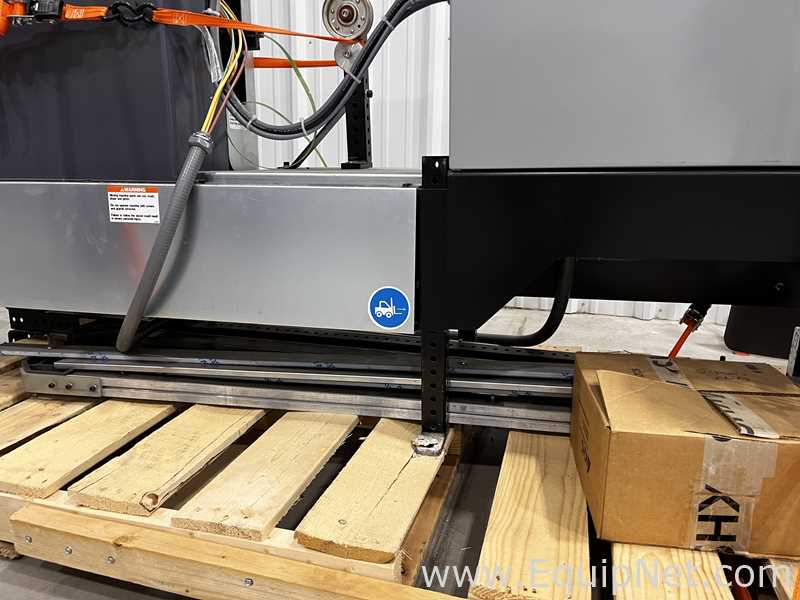 Signode MHB-TP12 Bulk Pallet Unitizer for PET Containers and Cans