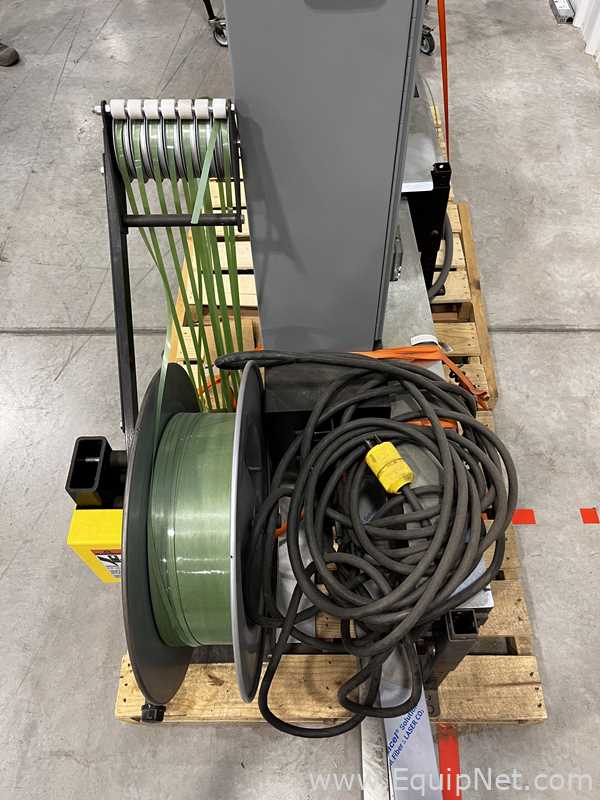 Signode MHB-TP12 Bulk Pallet Unitizer for PET Containers and Cans