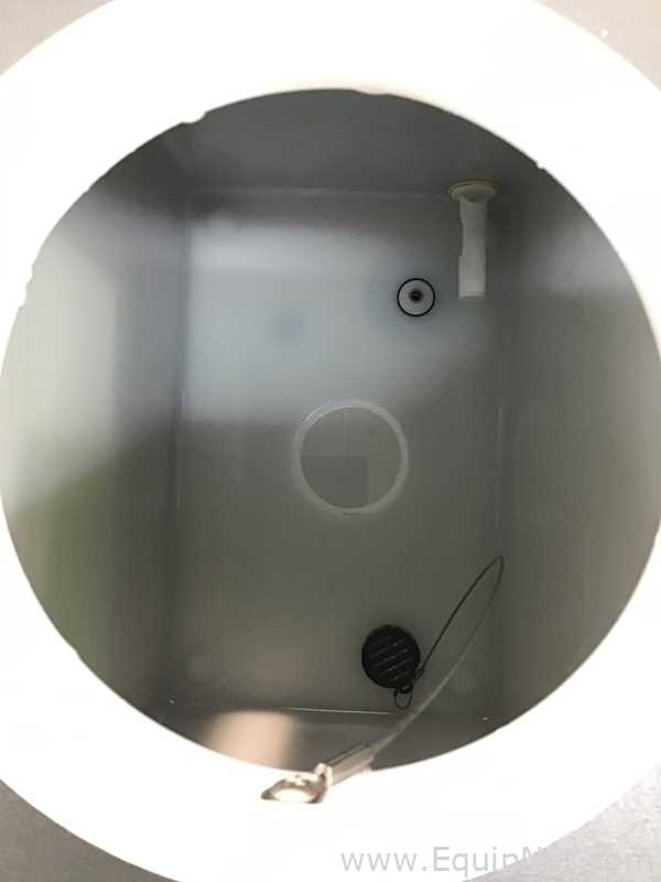 Caron 7401-33-1 CO2 Incubator With CRSY102-1 Condensate Recirculating, STER301 Ultrasonic Nebulizer