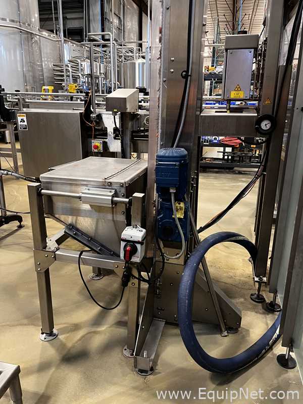 KHS INNOFILL MICRO DPG30-15-300 Glass Bottling Filling Line for 12 to 22 Oz Bottles