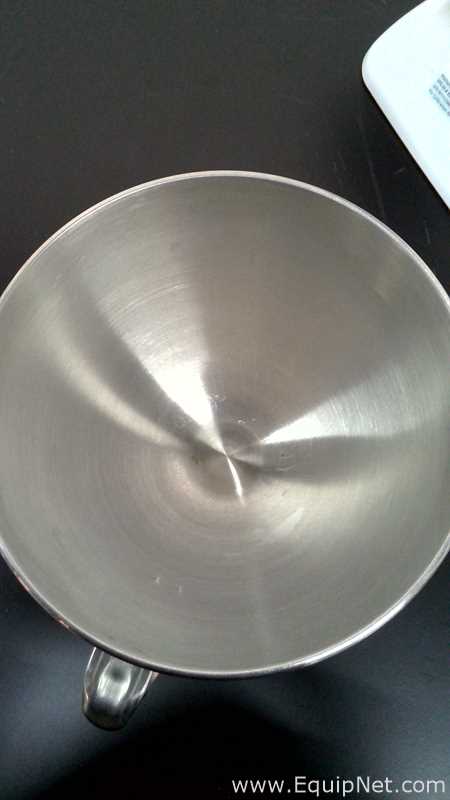 KitchenAid KSM150PSWW Artisan Series 5 Quart Tilt-Head Stand Mixer with Attachments