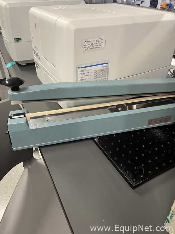 Uline H-1029 Impulse Bag Sealer
